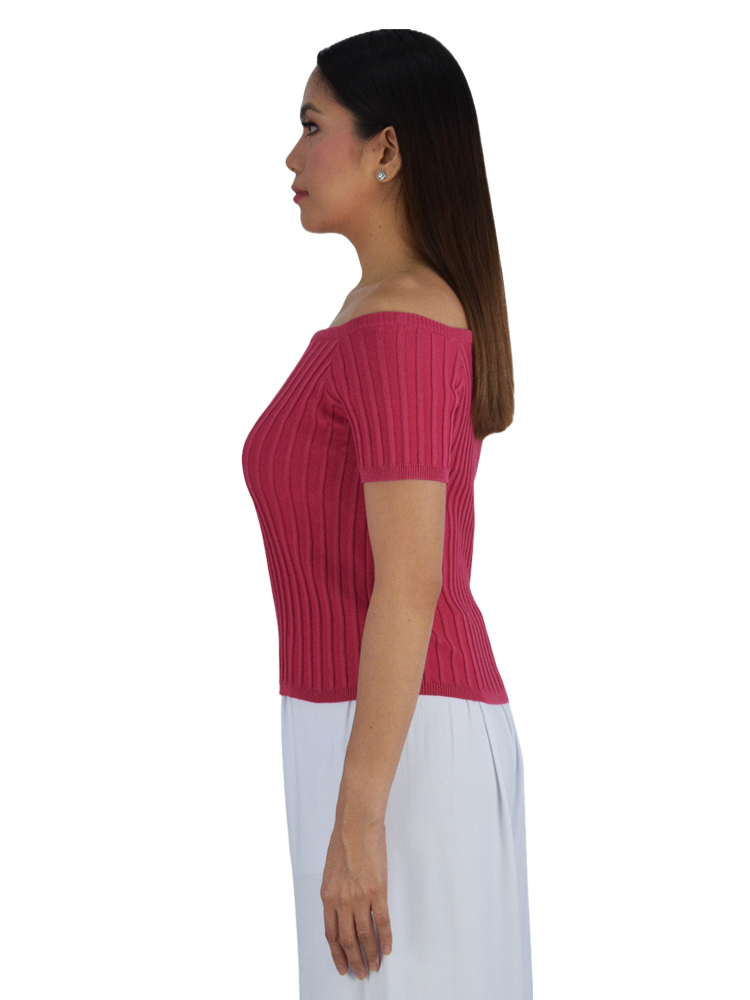 PLAIN OFFSHOULDER TOP