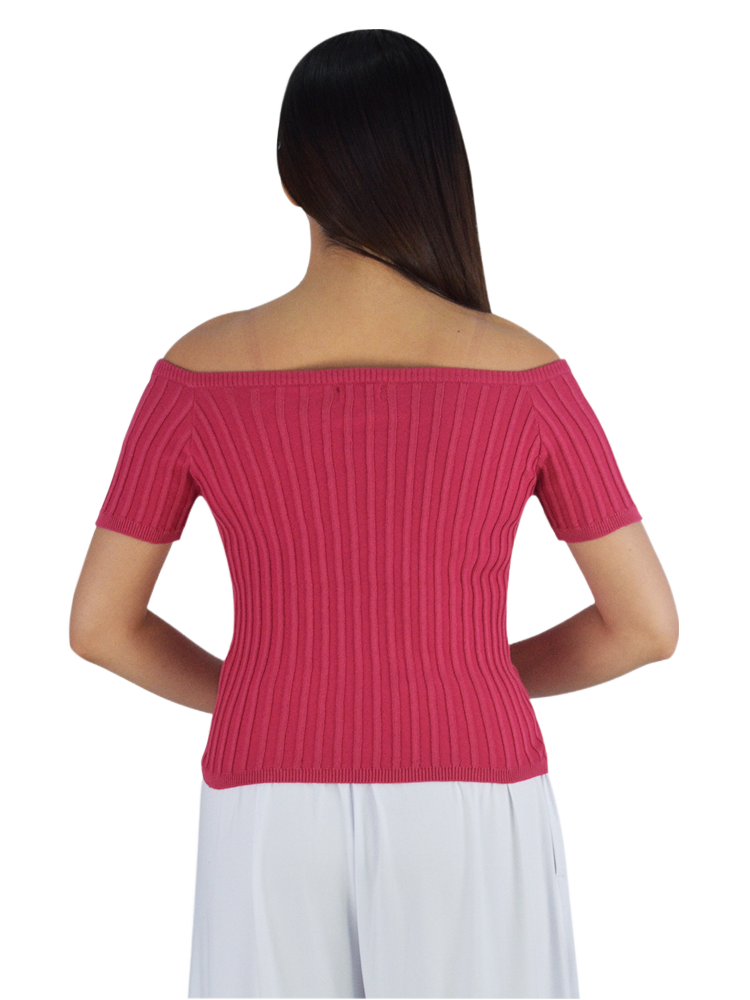 PLAIN OFFSHOULDER TOP