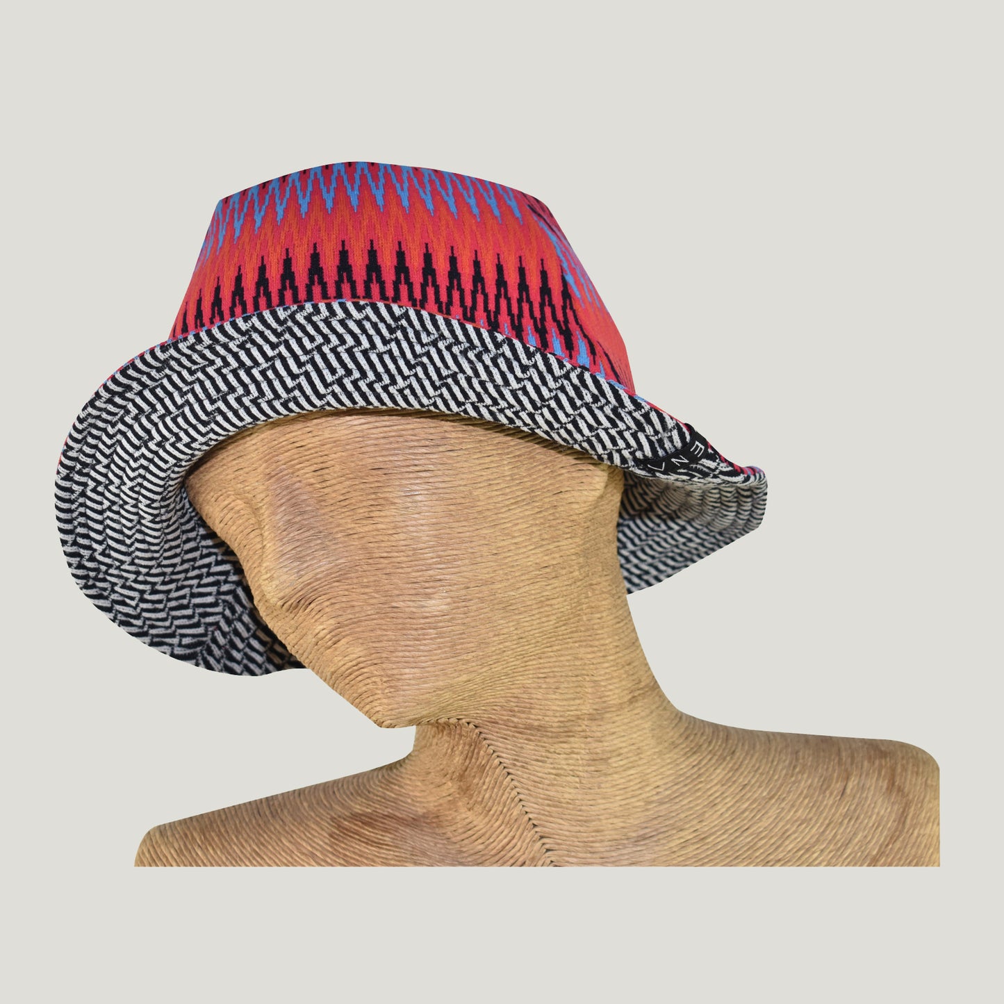 BUCKET HAT SPACER