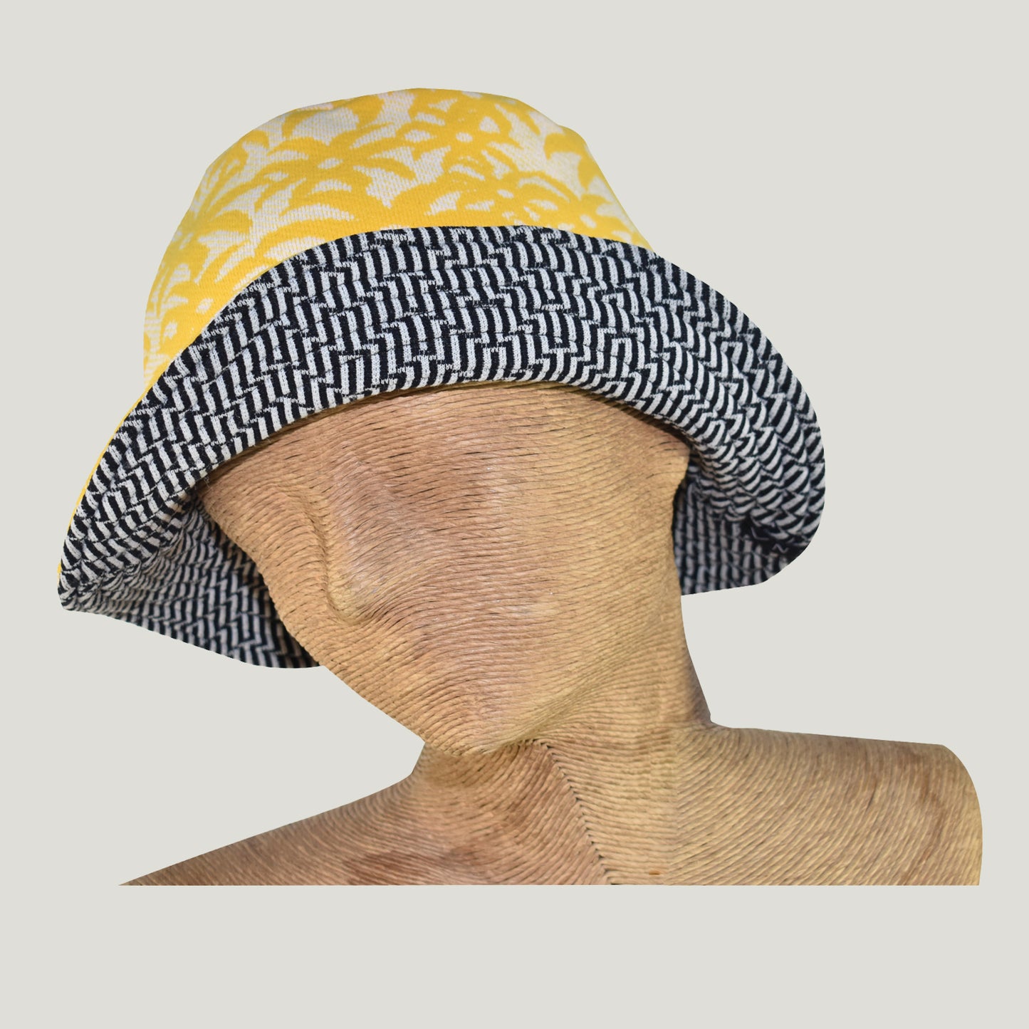 BUCKET HAT SPACER