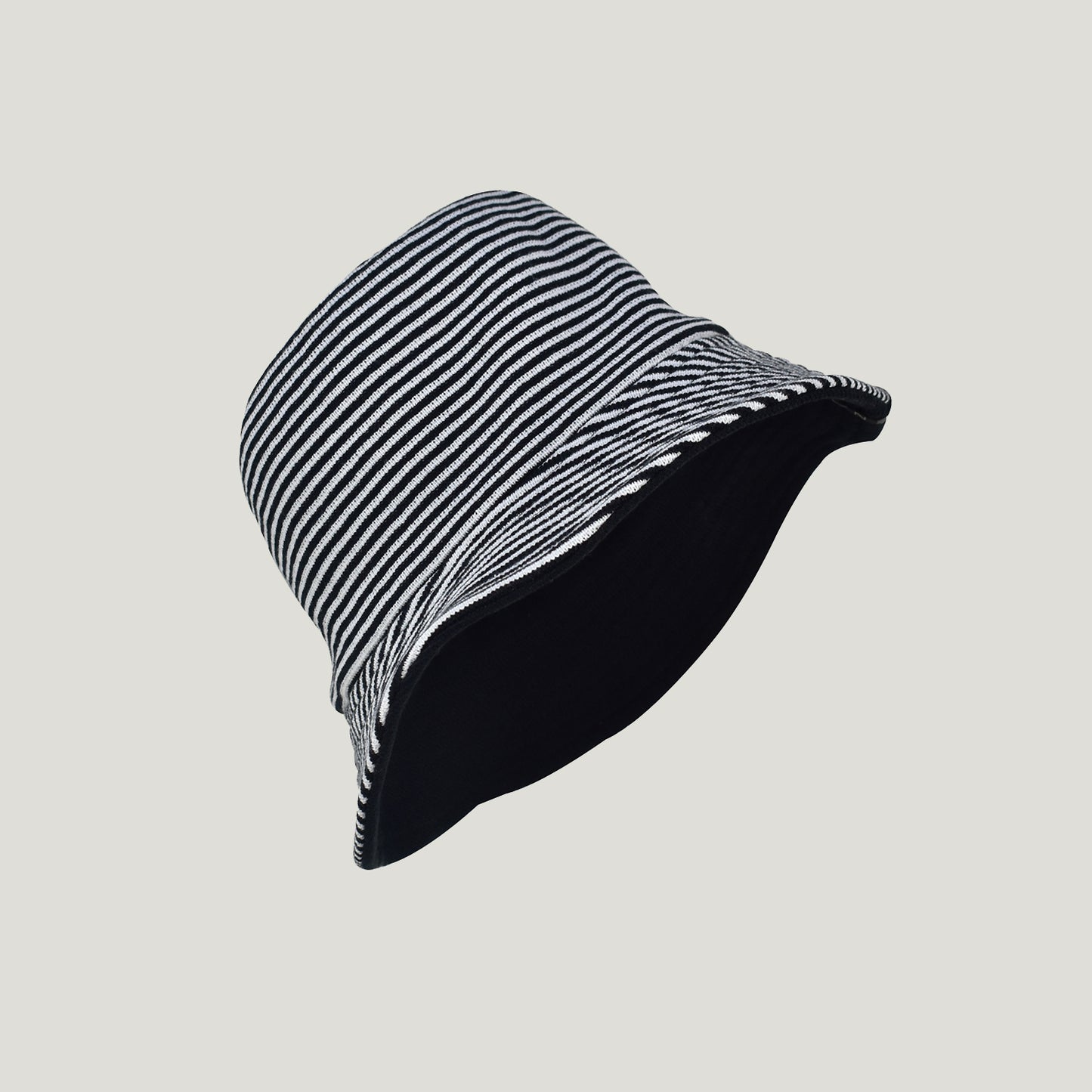 BUCKET HAT FINE STRIPES