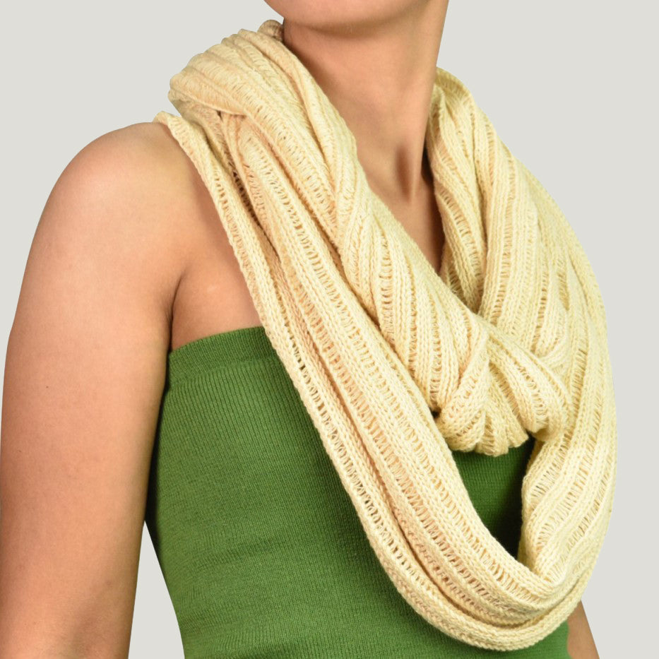 PIÑA INFINITY SCARF